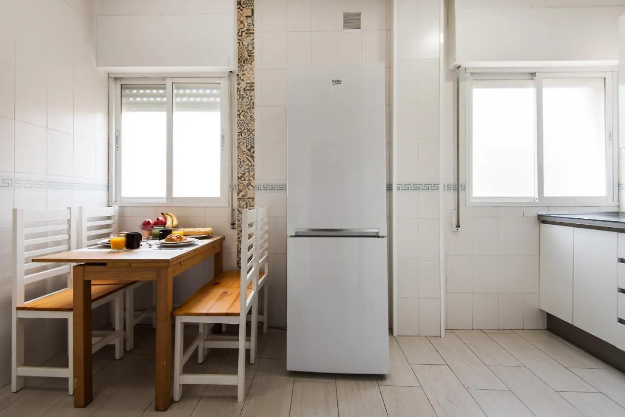 The 2Nd Corner: Central Apartment Ideal For Groups Málaga