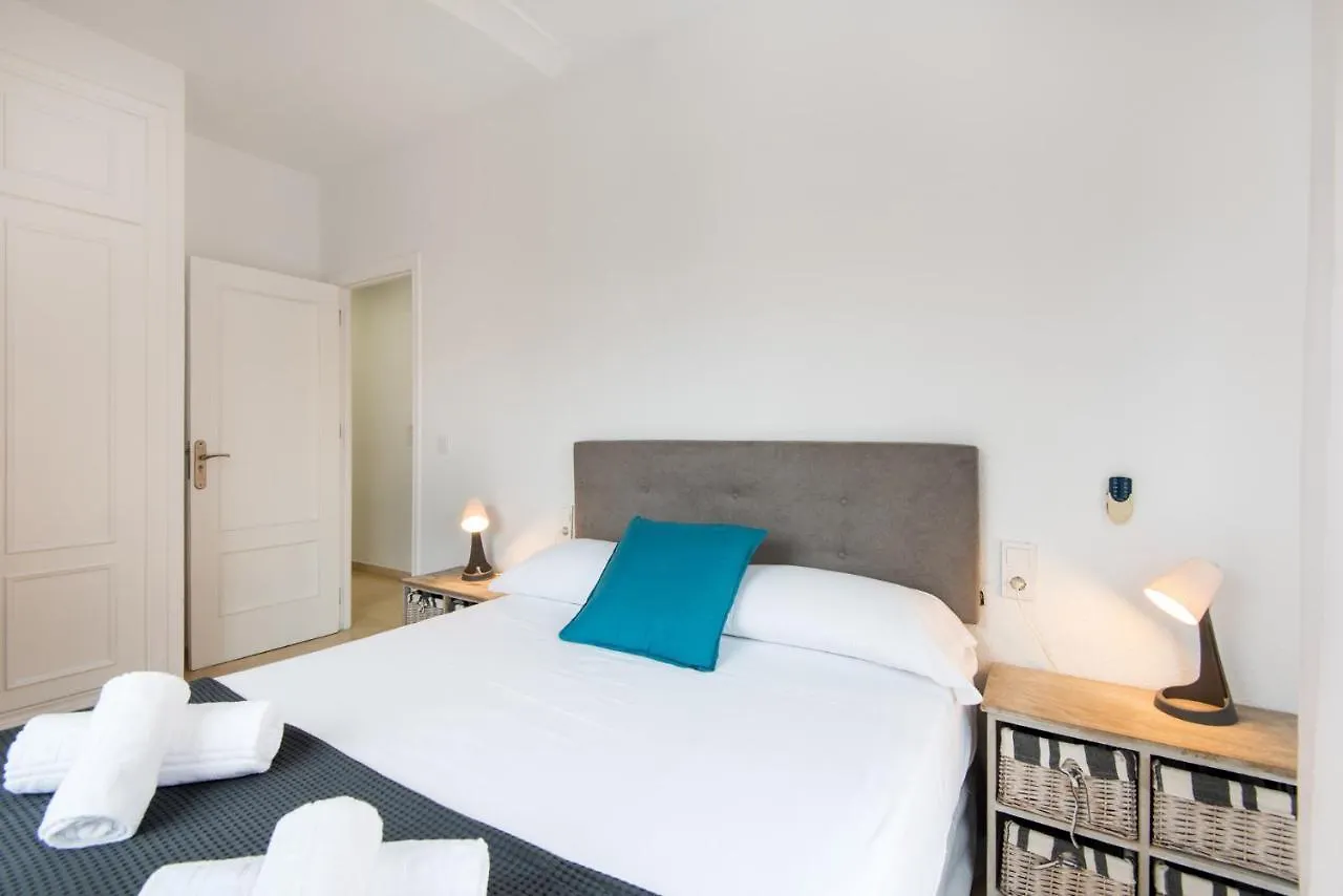 The 2Nd Corner: Central Apartment Ideal For Groups Málaga